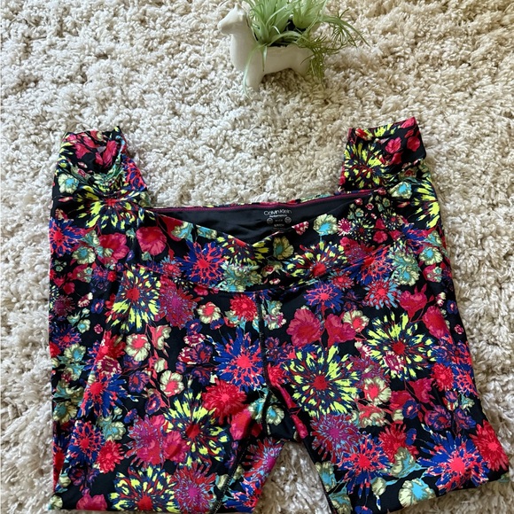 Calvin Klein Other - Calvin Klein Black and Red Leggings with Stretchy Fit